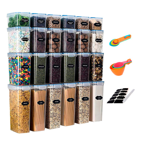 Set Brandtrendy de 24 Recipientes Organizadores Herméticos para Cocina con tapas de liga azul. Plástico libre de BPA. Incluye etiquetas reutilizables, plumón y set de tazas y cucharas medidoras.