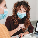 Brandtrendy 50 Cubrebocas Triple Capa Plisado con Ajuste Nasal Ajuste cómodo, Bandas elásticas, Resistentes y Suaves cubrebocas quirúrgico Triple Capa